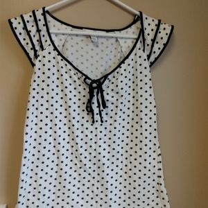 Cute spring shirt!